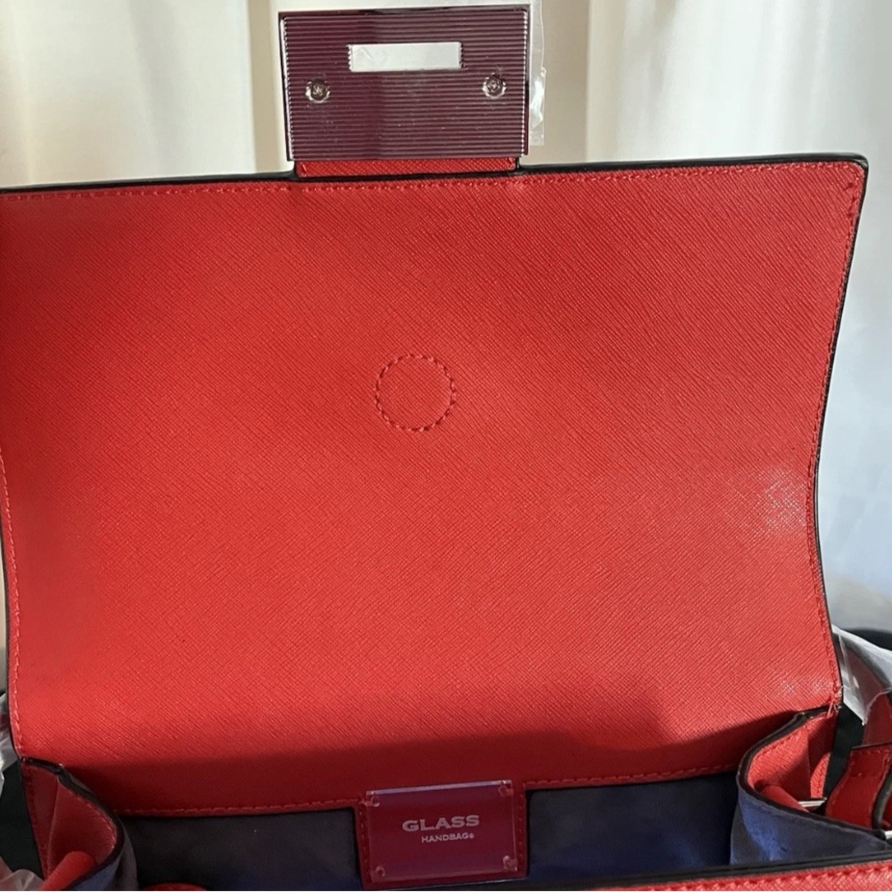 Red Pixel Cross-Body Bag ~ Glass Handbag ~ Built-In Light-  New With Tags - Picture 7 of 15